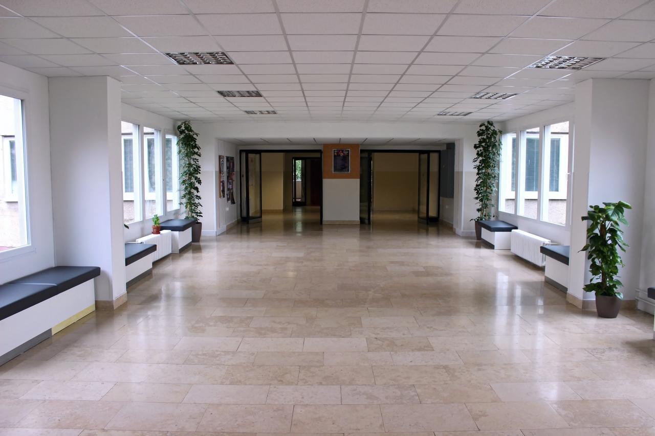 Hostel Blanice Прага Экстерьер фото